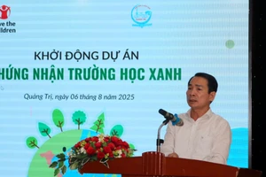 Ông Mai Huy Phương, Phó Giám đốc Sở GD&ĐT Quảng Trị phát biểu khai mạc Hội thảo.