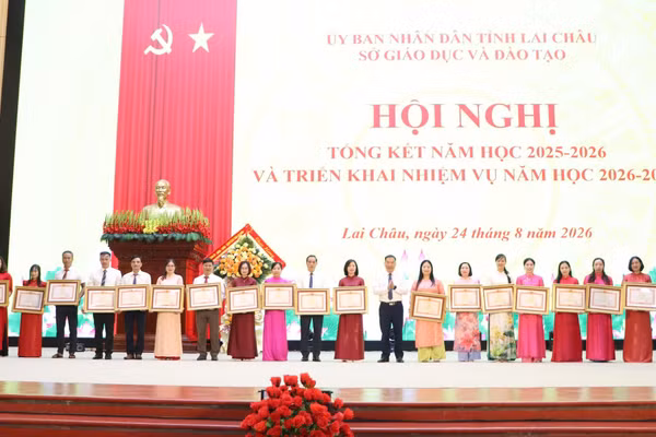 Nhiều cá nhân, tổ chức của Lai Châu được khen thưởng.