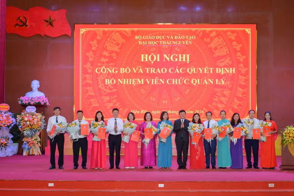 Đại học Thái Nguyên tổ chức Hội nghị công bố và trao quyết định bổ nhiệm viên chức quản lý Phân hiệu tại tỉnh Điện Biên.