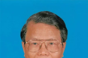 Nguyên Ủy viên Bộ Chính trị, nguyên Chủ tịch nước Trần Đức Lương.