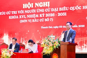 Quyền Bộ trưởng Hoàng Minh Sơn tiếp xúc cử tri, ứng cử ĐBQH khóa XVI