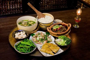 Thể lệ cuộc thi viết chủ đề 'Bữa cơm gia đình ấm áp yêu thương'