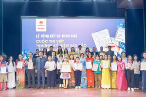 Trao giải cuộc thi 'Những kỷ niệm sâu sắc về thầy cô và mái trường' năm 2024