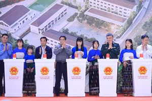 Khởi công đồng loạt 72 trường nội trú liên cấp tại các xã biên giới