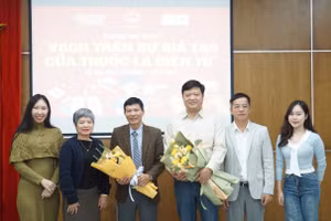 Giao lưu trực tuyến: 'Vạch trần sự giả tạo của thuốc lá điện tử' 