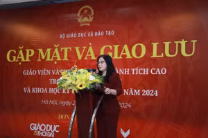 Giao lưu với giáo viên, học sinh thi Olympic và KHKT quốc tế năm 2024