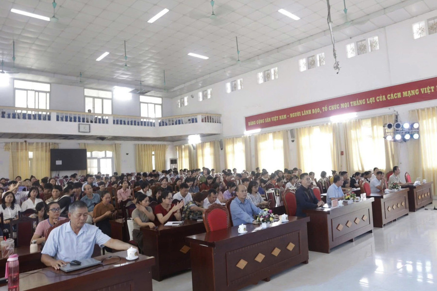 Hội nghị giúp tân sinh viên chủ động và có kỹ năng tự học tập. 1000041210.jpg