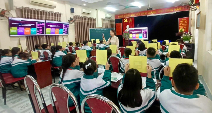 Một tiết học được dự giờ trực tuyến tại Tuyên Quang.