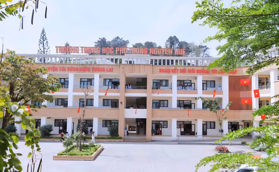 Các trường học tại Yên Bái tiếp nhận học sinh chuyển về từ Lào Cai sau khi hợp nhất 2 tỉnh.