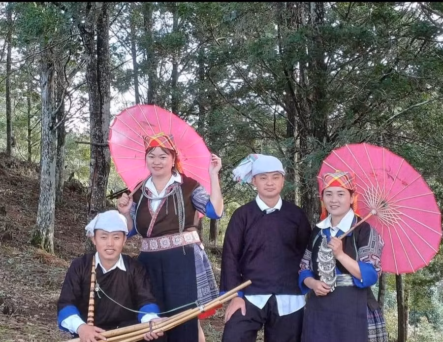 Từ bao đời nay, tiếng khèn Mông là hơi thở cuộc sống nơi vùng cao Yên Bái.