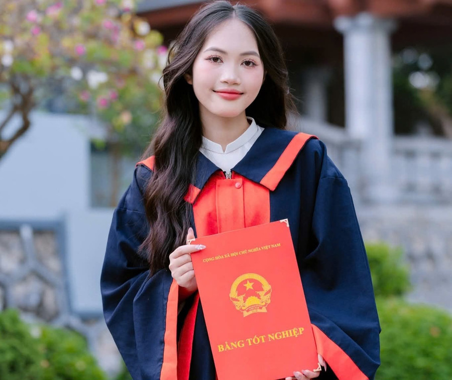 La Khánh Huyền đỗ đầu khối C00 tỉnh Tuyên Quang.