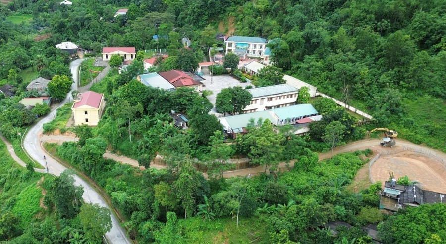 Đời sống người dân vùng cao ngày càng phát triển nhờ các dự án giảm nghèo.