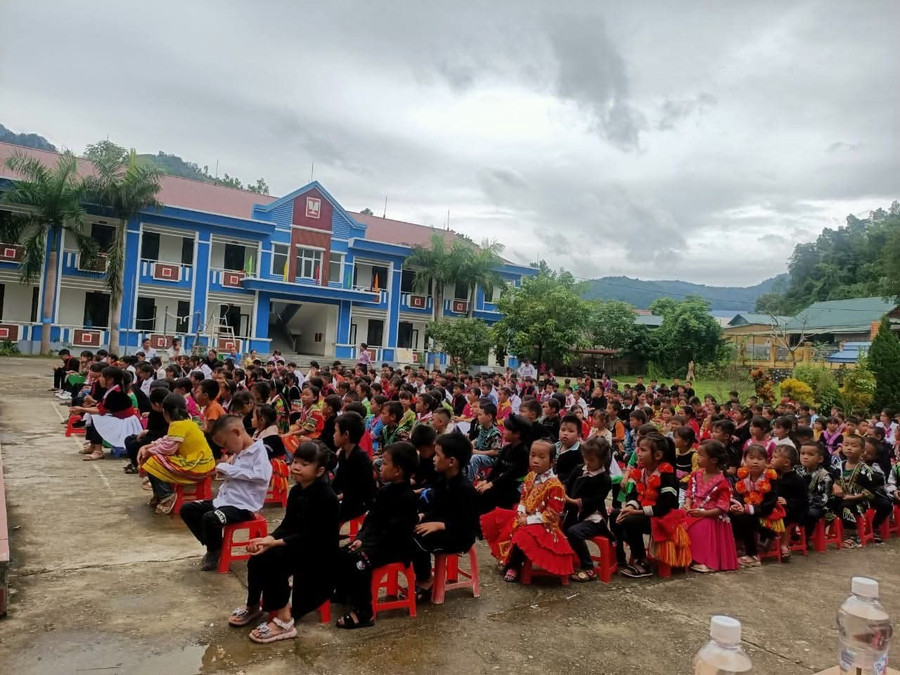 Học sinh Trường Phổ thông Dân tộc bán trú Tiểu học & THCS Xuân Lập. 1000041839.jpg