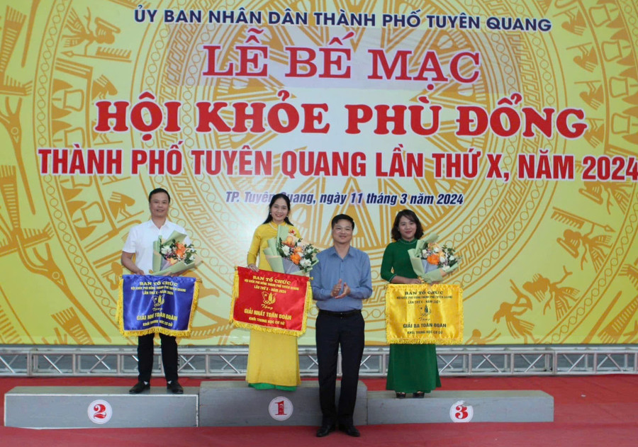 Đạt danh hiệu cao tại Hội khỏe Phù Đổng. 05.png