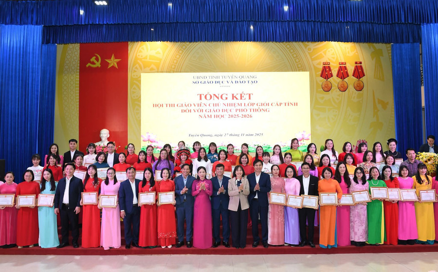 200 giáo viên Tuyên Quang đạt danh hiệu Giáo viên chủ nhiệm giỏi cấp tỉnh năm 2025 - 2026.