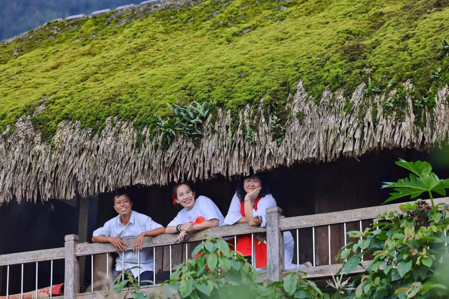 Những mái nhà rêu đặc trưng tại xã Thanh Thủy.