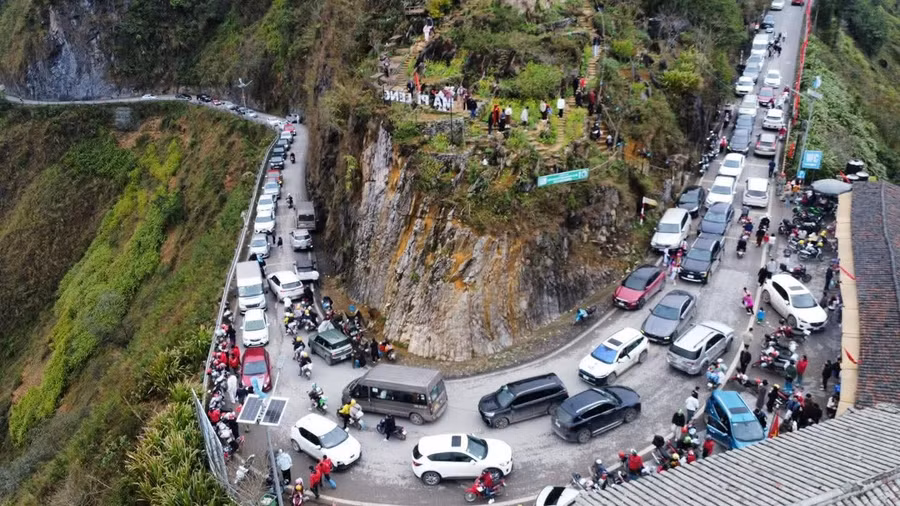 Tuyên Quang đón hơn 252 nghìn lượt du khách những ngày đầu năm