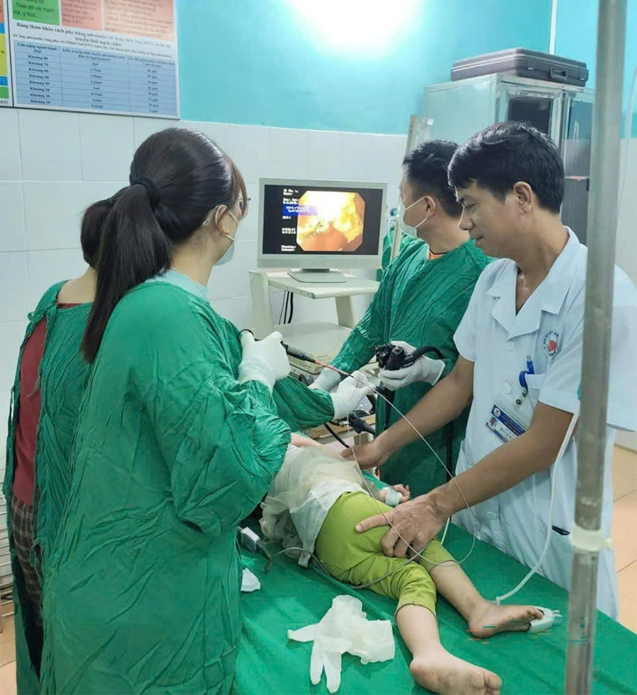 Sức khỏe của bệnh nhi đã ổn định sau khi làm thủ thuật. 1000040172.jpg