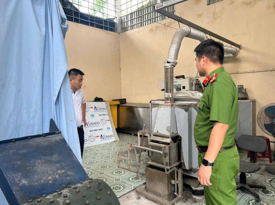 Hai bệnh viện tại Tuyên Quang bị phát hiện, xử lý do vi phạm trong lĩnh vực bảo vệ môi trường. (Ảnh: CATQ)