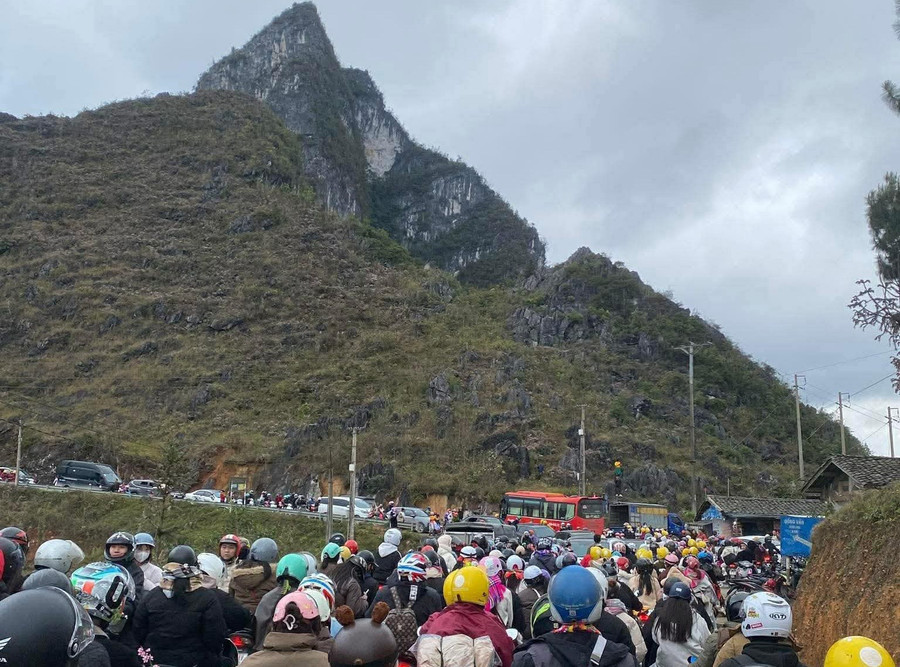 Lượng khách tăng vọt trong những ngày nghỉ lễ tại cực Bắc.