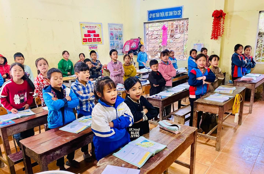 Giáo dục Tuyên Quang nỗ lực hỗ trợ các trường vùng khó, quyết tâm "không để ai bị bỏ lại phía sau" .