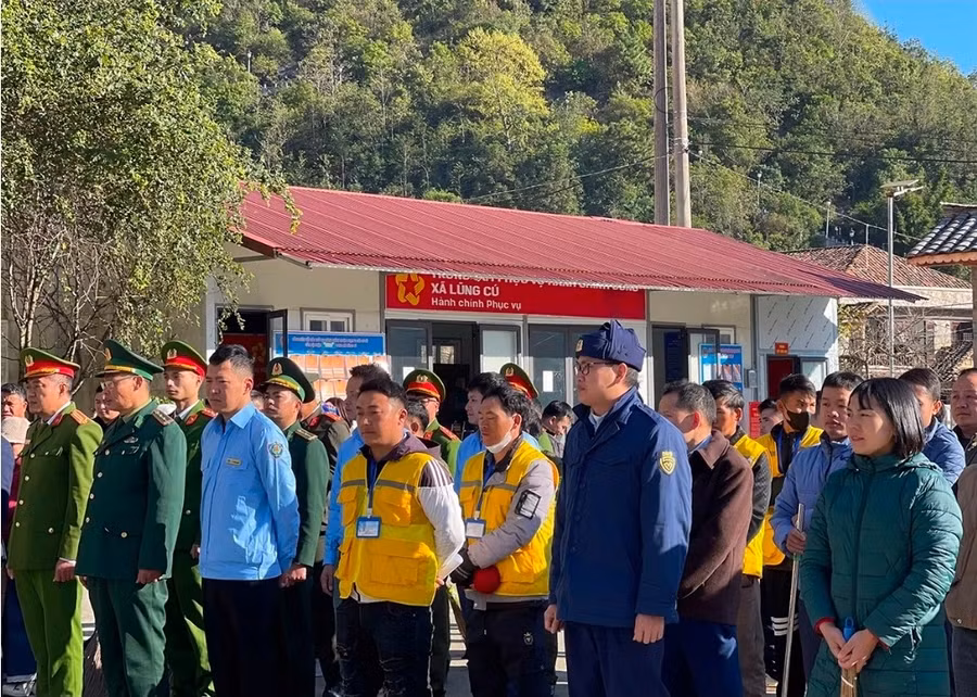 Tổ xe ôm tự quản được thành lập để phục vụ khách du lịch. (Ảnh: My Ly)