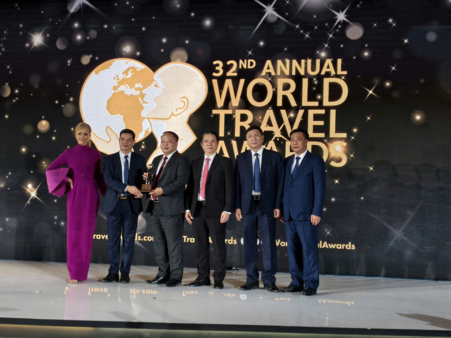 Cao nguyên đá Đồng Văn nhận danh hiệu 'Điểm đến văn hóa hàng đầu thế giới 2025'