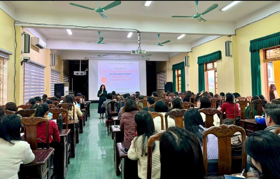 530 giáo viên Yên Bái được tập huấn nâng cao năng lực.