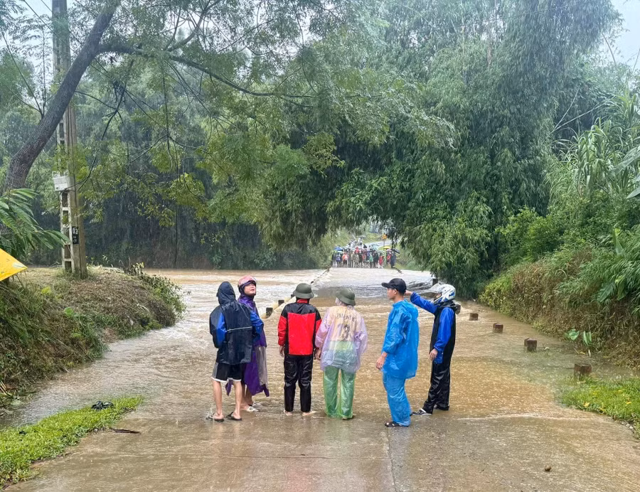 Cầu tràn nơi 3 bố con anh Nhúc gặp nạn. (Ảnh: Công an Hàm Yên).