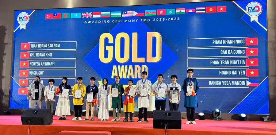 Em Vũ Gia Quý giành giải vàng môn Toán tại Cuộc thi FMO.
