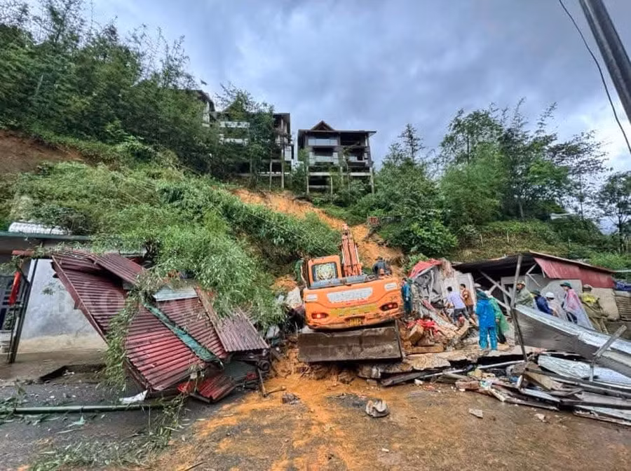 Hiện trường vụ sạt lở.