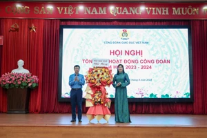 Hội nghị tổng kết hoạt động Công đoàn năm học 2023-2024, triển khai nhiệm vụ năm học 2024-2025.