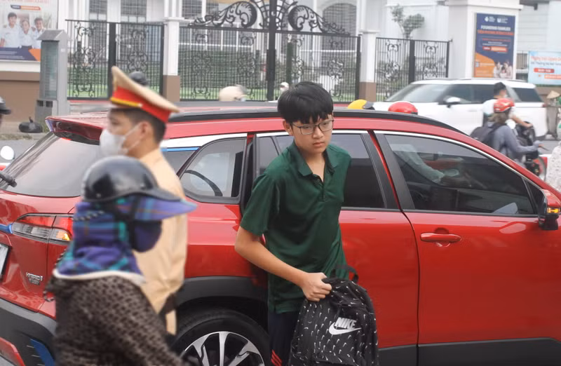 Tiếp sức sĩ tử trước kỳ thi vào trường chuyên Hà Nội