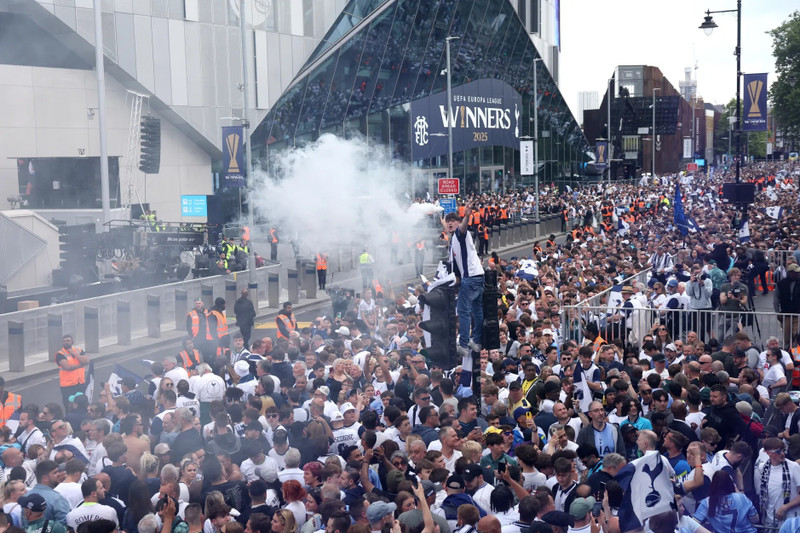 tottenham-5.jpg