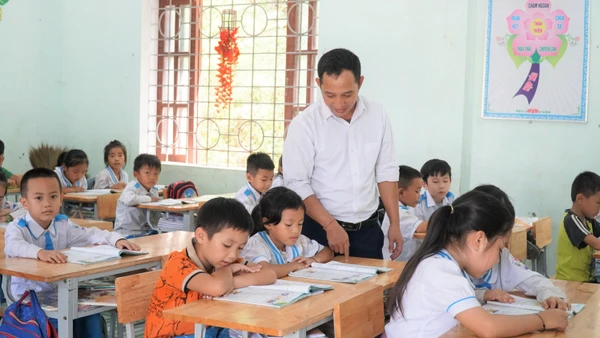 Giờ học tại Trường Tiểu học Nga My (xã Nga My, Nghệ An).