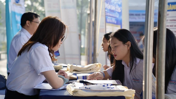 Học sinh tham gia Chương trình tư vấn tuyển sinh, hướng nghiệp năm 2026. Ảnh: HVHK