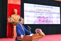 Bộ trưởng Nguyễn Kim Sơn phát biểu tại Mít tinh kỷ niệm ngày Nhà giáo Việt Nam 20-11 tổ chức tại trụ sở cơ quan Bộ GD&ĐT.