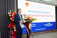 Thứ trưởng Thường trực Bộ GD&ĐT Phạm Ngọc Thưởng phát biểu khai mạc hội thảo.