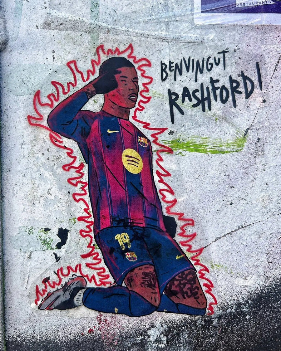 Tân binh Marcus Rashford đã được bất tử hóa trên một bức tranh tường trên đường phố Barcelona. marca.jpg