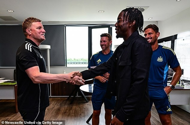 Tân binh Anthony Elanga có tốc độ siêu khủng mà HLV Eddie Howe đang có trong tay. 00.jpg