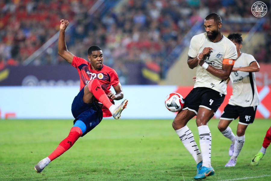 CLB Công an Hà Nội đánh bại PSM Makassar của Indonesia để vào chung kết Cup Đông Nam Á. hanoi.jpg