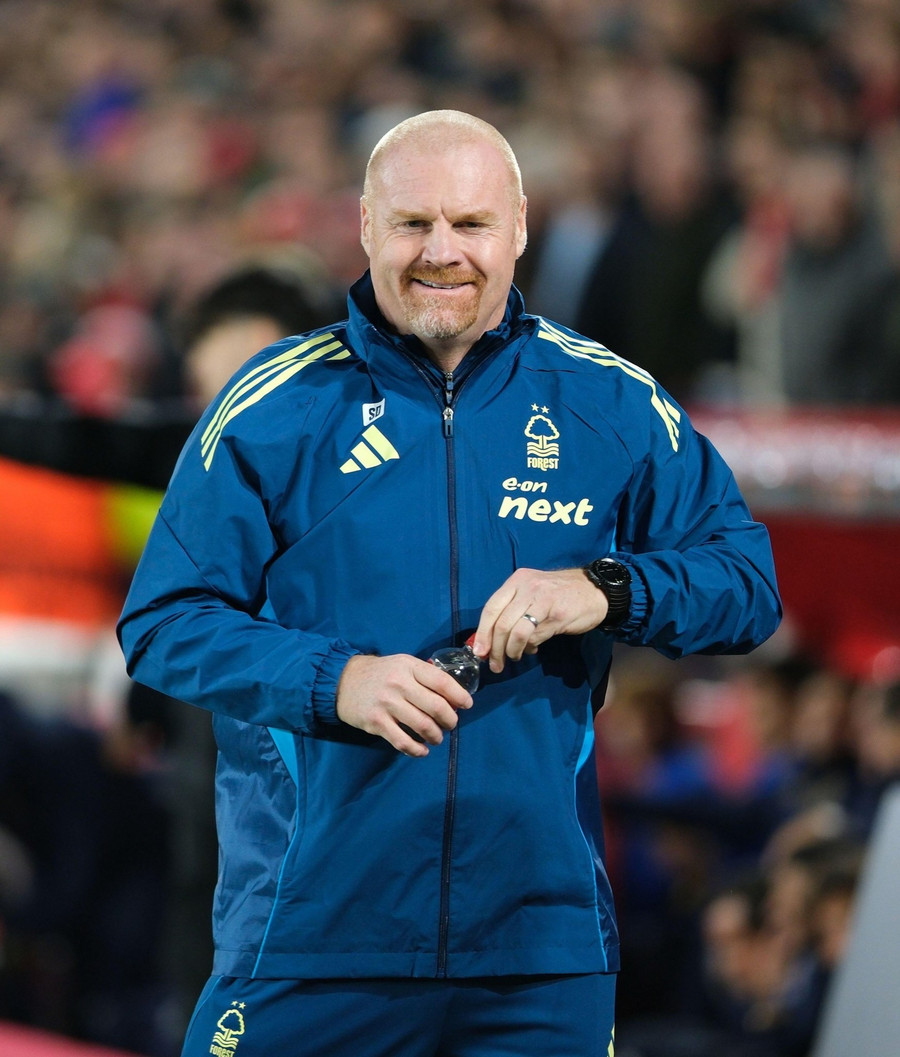 Sean Dyche khởi đầu thắng lợi trong trận đấu đầu tiên với tư cách là huấn luyện viên của Nottingham Forest. 1.jpg