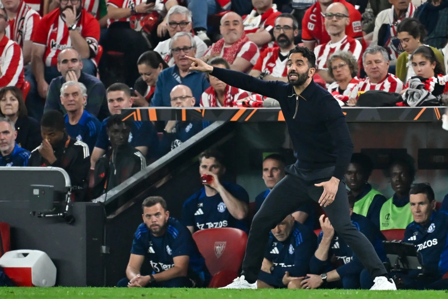HLV Ruben Amorim dẫn dắt Man Utd giành chiến thắng 3-0 trước Athletic Bilbao. manchester-uniteds-portuguese-he.jpg