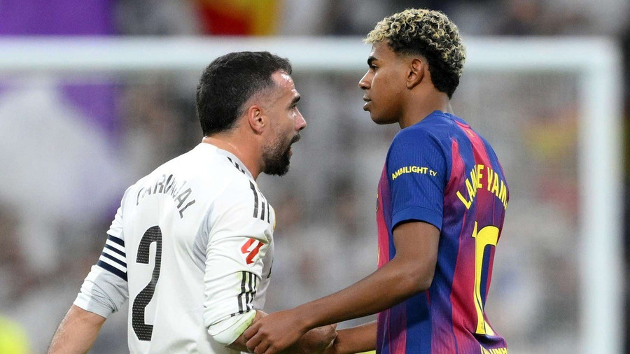 Thủ quân Carvajal của Real Madrid và hình ảnh không đẹp với Yamal của Barcelona ở siêu kinh điển. real-2.jpg