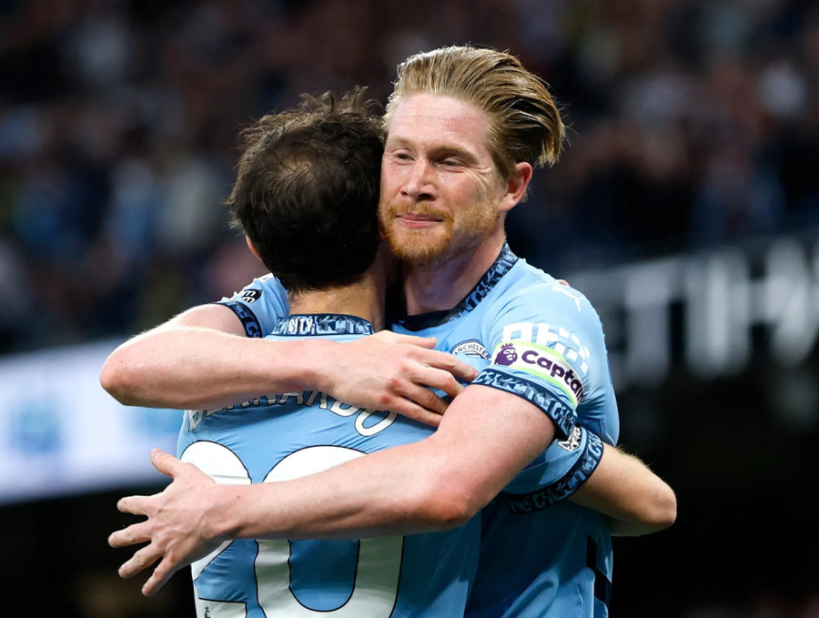 Bàn thắng của Kevin de Bruyne giúp Man City gần như chắc chắn sẽ kết thúc trong Top 5 Ngoại hạng Anh, qua đó đủ điều kiện dự Champions League mùa tới. man-city-3.jpg