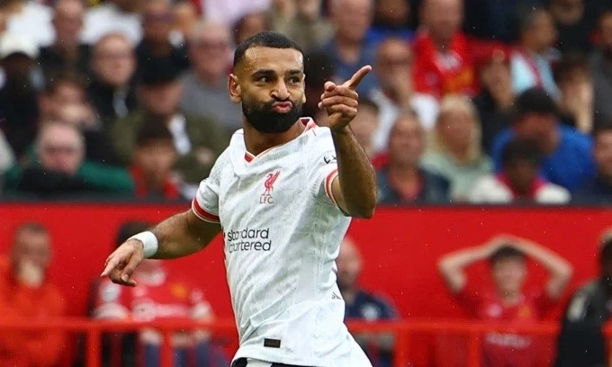 Vừa hóa người hùng, Salah lập tức làm buồn lòng Liverpool 