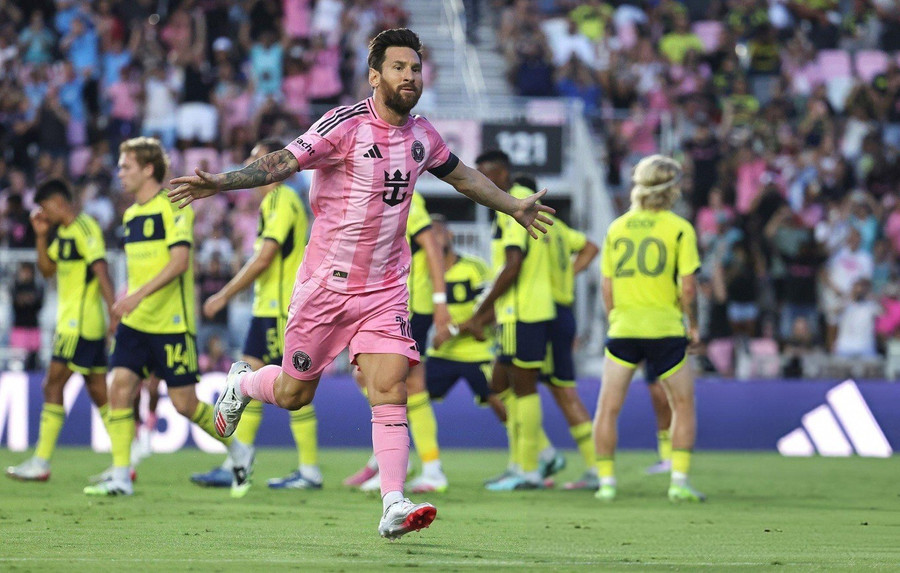 Messi lập cú đúp trong 5 trận liên tiếp ở giải MLS messi-9094.jpg