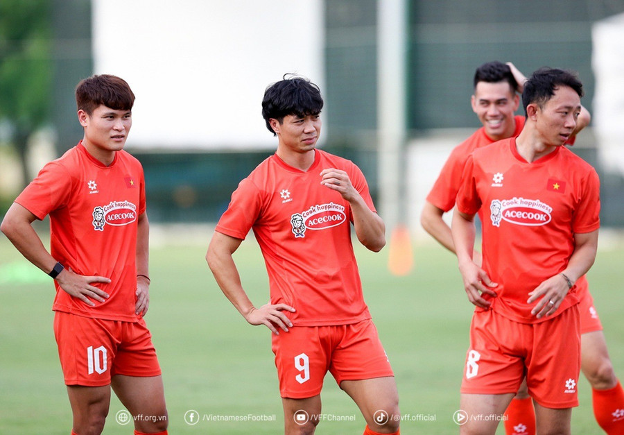 Chấn thương gan bàn chân khiến Công Phượng sớm phải chia tay tuyển Việt Nam. cong-phuong.jpg
