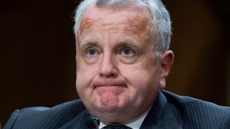 Cựu đại sứ Mỹ tại Nga, John Sullivan.