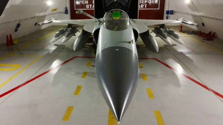 Chiến đấu cơ JF-17C Block III Pakistan được trang bị tên lửa không đối không PL-15 do Trung Quốc sản xuất.